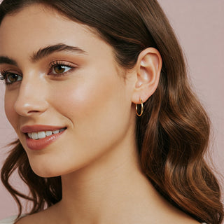 CLASSIC YELLOW GOLD HOOP